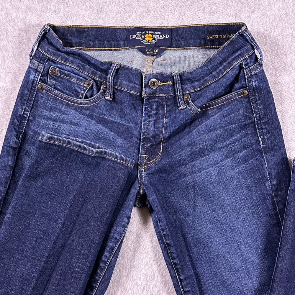 Lucky Brand Sweet N Straight Dark Wash Denim Jeans Size 2 / 26 Regular